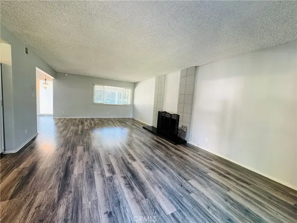 $5,950 | 16737 Pineridge Drive, Granada Hills, CA 91344
