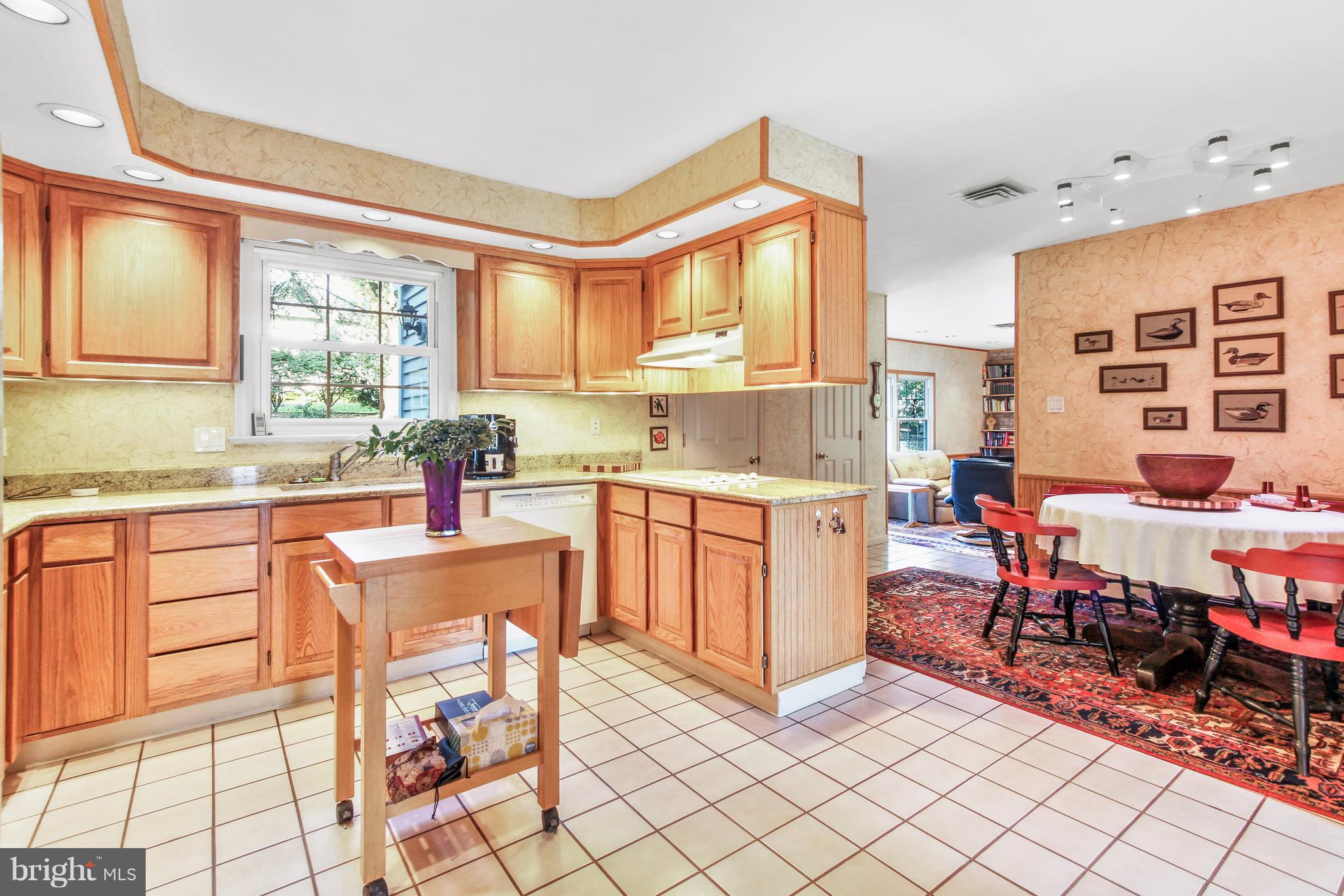 2846 Brookfield Road Lancaster, PA 17601 - Photo 8 of 29 a large kitchen with lots of counter top space and furniture