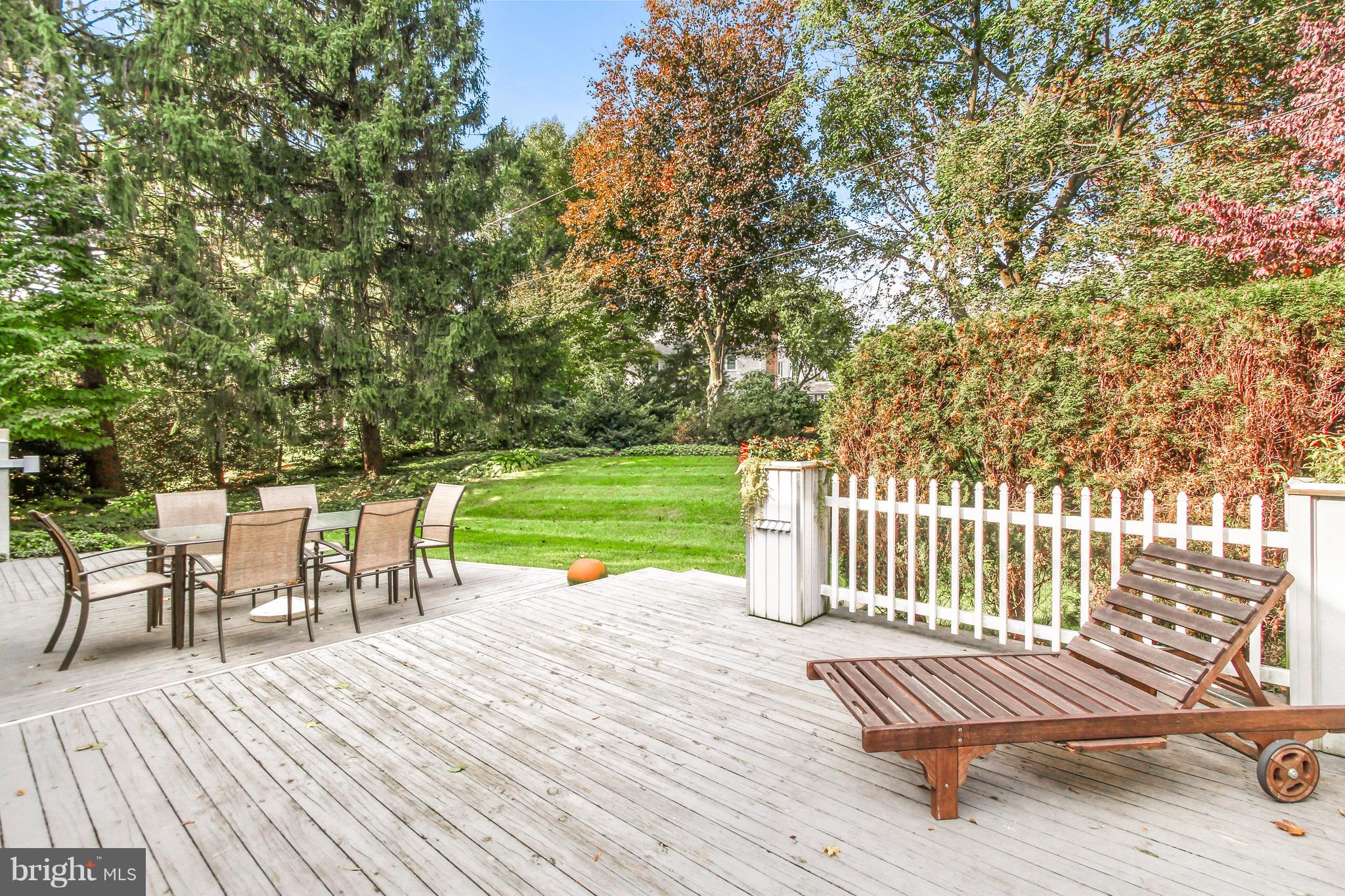 2846 Brookfield Road Lancaster, PA 17601 - Photo 9 of 29 a view of outdoor space with seating space