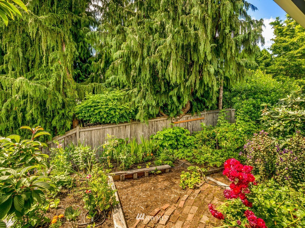 4502 Southwest Findlay Street Seattle, WA 98136 - Photo 21 of 26 Gallery Image 21