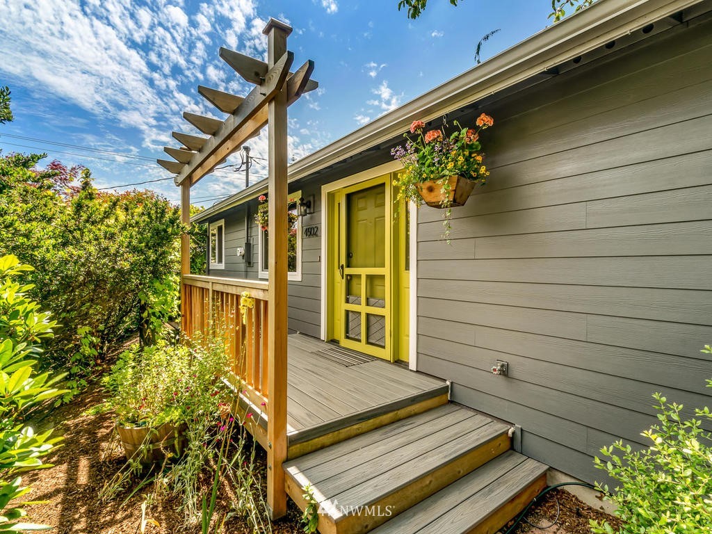 4502 Southwest Findlay Street Seattle, WA 98136 - Photo 24 of 26 Gallery Image 24