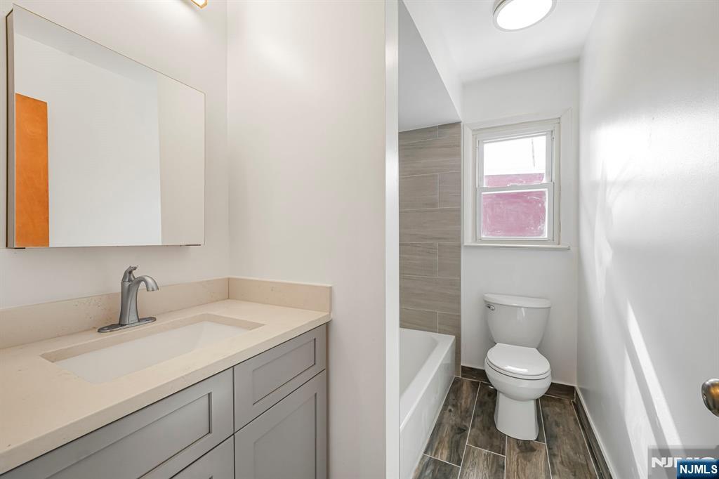 207 Park Avenue, Unit C1 Rutherford, NJ 07070 - Photo 10 of 10