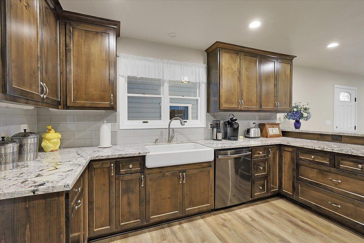 2728 Cedar Street Sutter, CA 95982 - Photo 16 of 44 Gallery Image 16