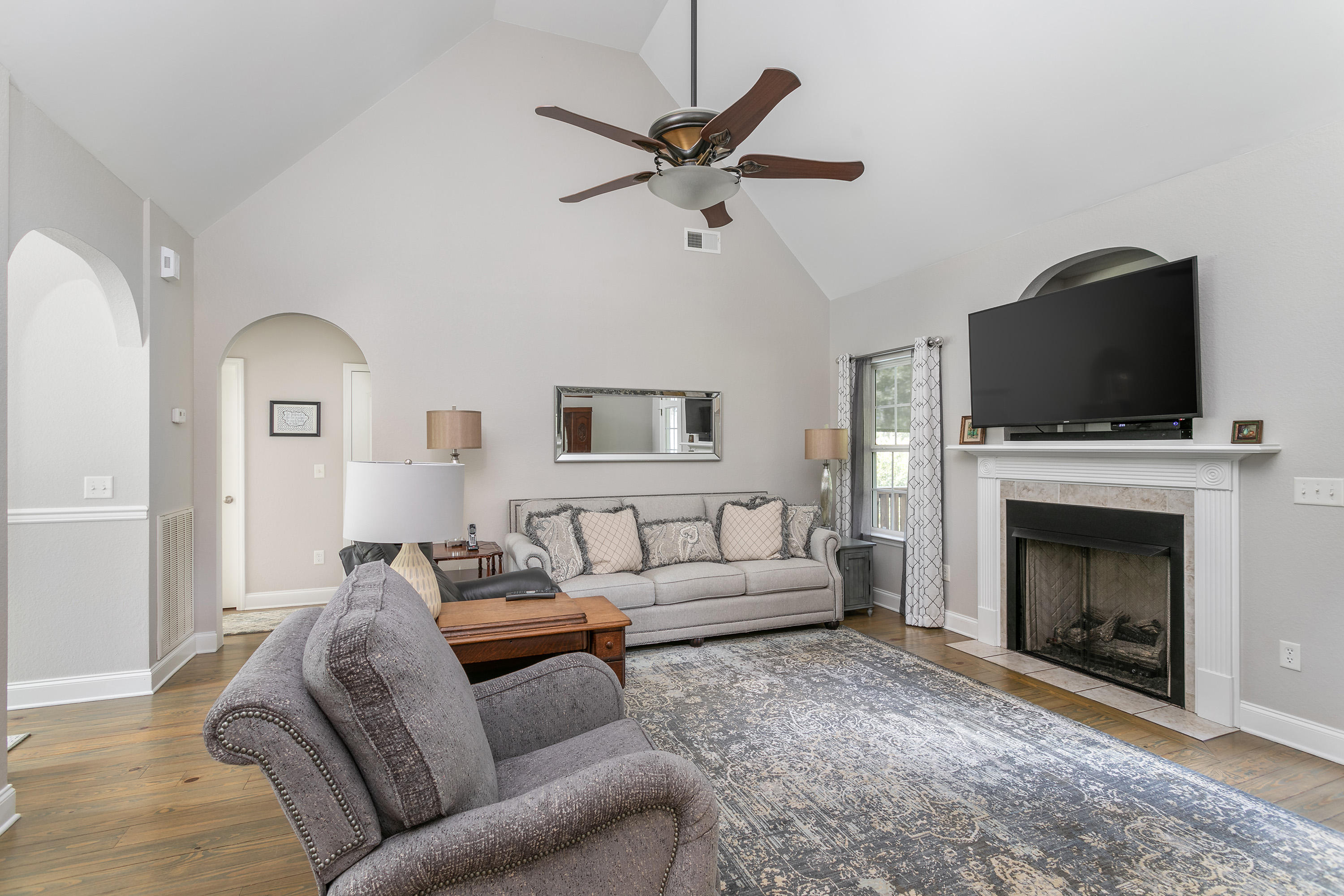 32 Clear Creek Road Flintstone, GA 30725 - Photo 3 of 29 32 Clear Creek_Living Room_by 161 Photog