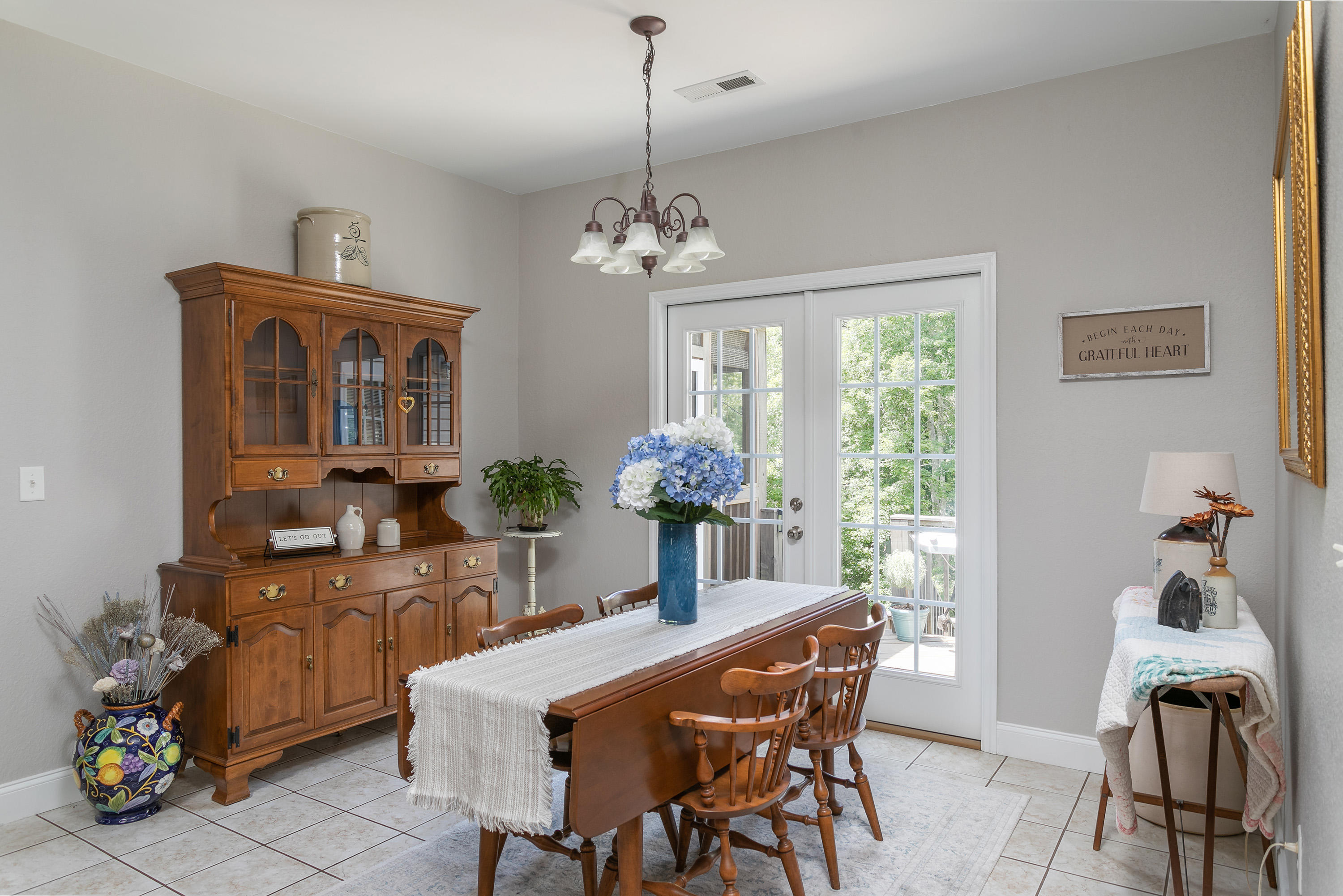 32 Clear Creek Road Flintstone, GA 30725 - Photo 7 of 29 32 Clear Creek_Dining_by 161 Photography