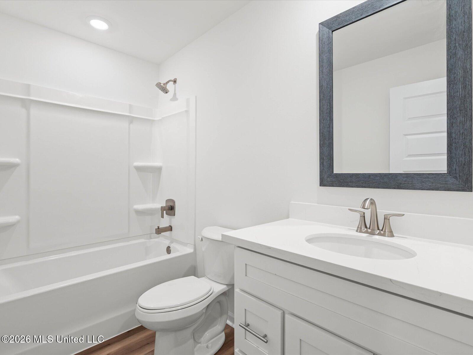 13516 Garland Road Ocean Springs, MS 39564 - Photo 16 of 22 Dune Bathroom 2
