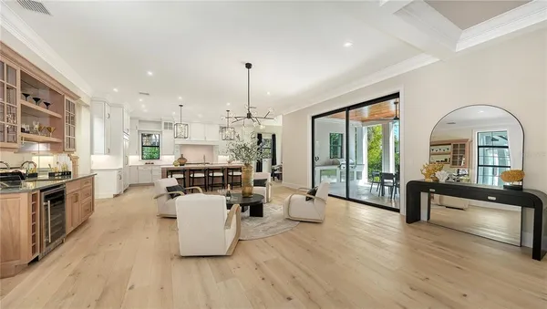 $4,195,000 | 656 Tropical Circle, Sarasota, FL 34242