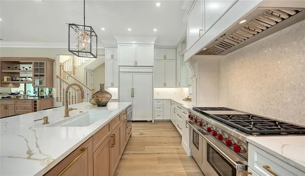 $4,195,000 | 656 Tropical Circle, Sarasota, FL 34242