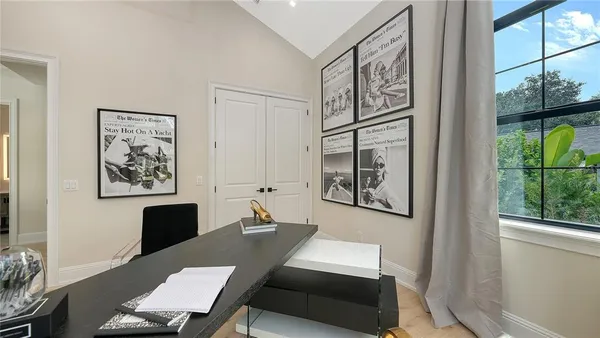 $4,195,000 | 656 Tropical Circle, Sarasota, FL 34242