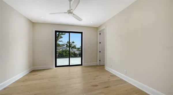 $4,195,000 | 656 Tropical Circle, Sarasota, FL 34242