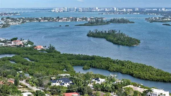 $4,195,000 | 656 Tropical Circle, Sarasota, FL 34242