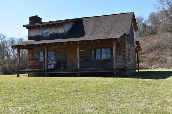 $1,100,000 | 301 Smith Drive, Harrogate, TN 37752