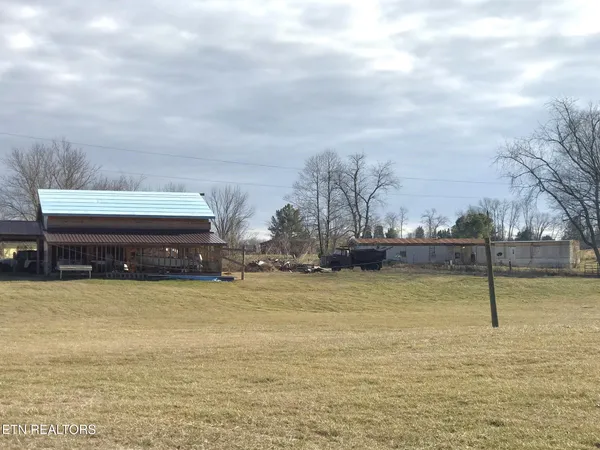 $1,100,000 | 301 Smith Drive, Harrogate, TN 37752