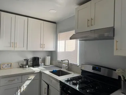 $849,000 | 426 E Plaza, National City, CA 91950