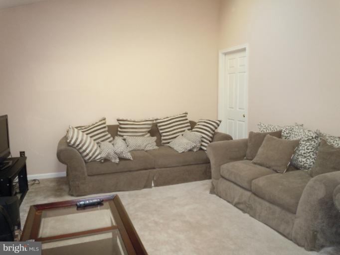 14417 Pebblestone Drive Silver Spring, MD 20905 - Photo 11 of 16 Family Room