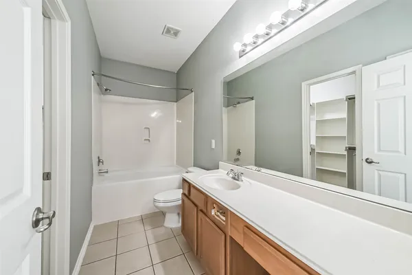 $2,175 | 8726 Old Maple Lane, Humble, TX 77338