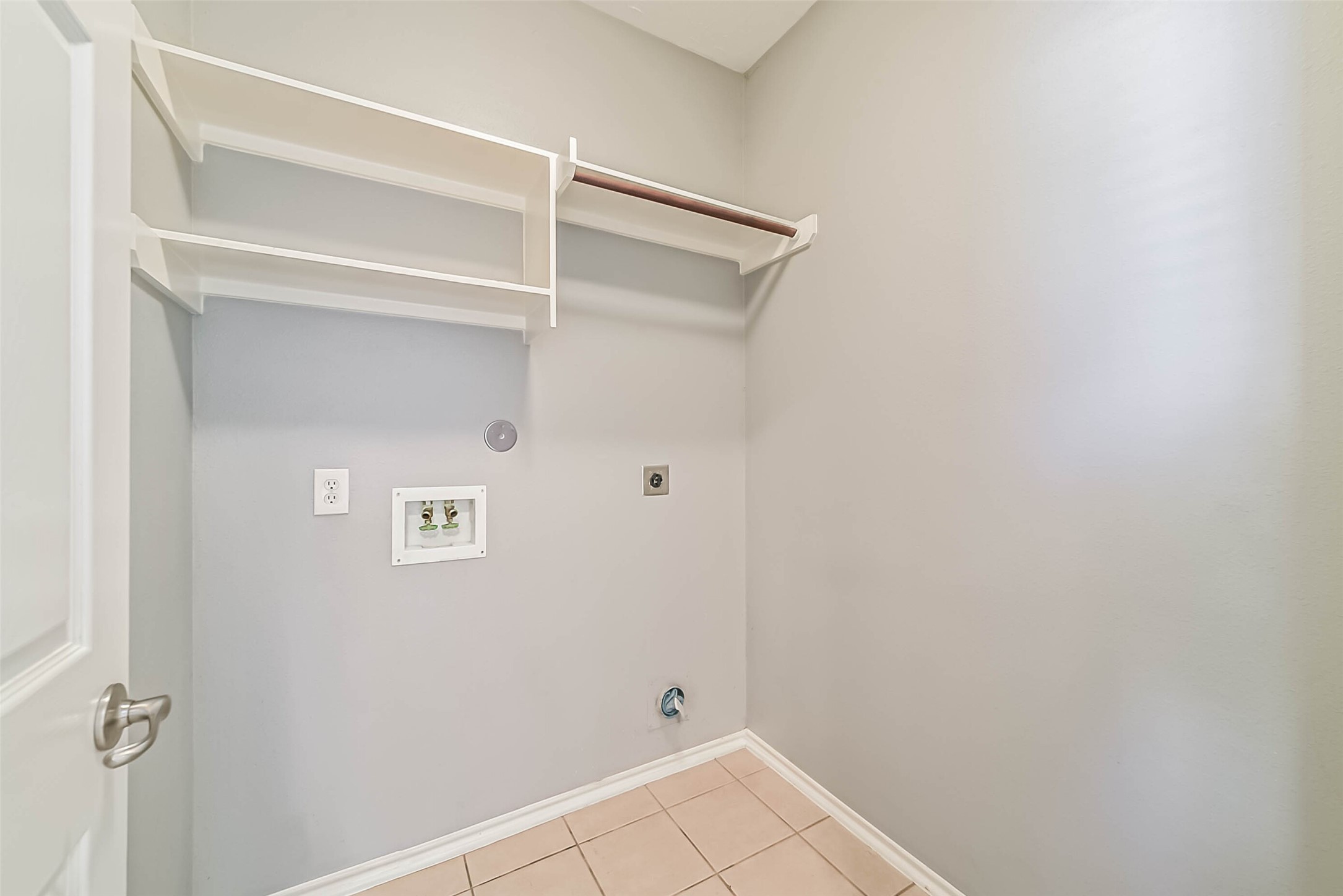 8726 Old Maple Lane Humble, TX 77338 - Photo 21 of 35 a view of an empty room