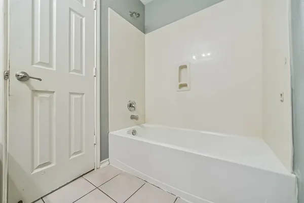 $2,175 | 8726 Old Maple Lane, Humble, TX 77338