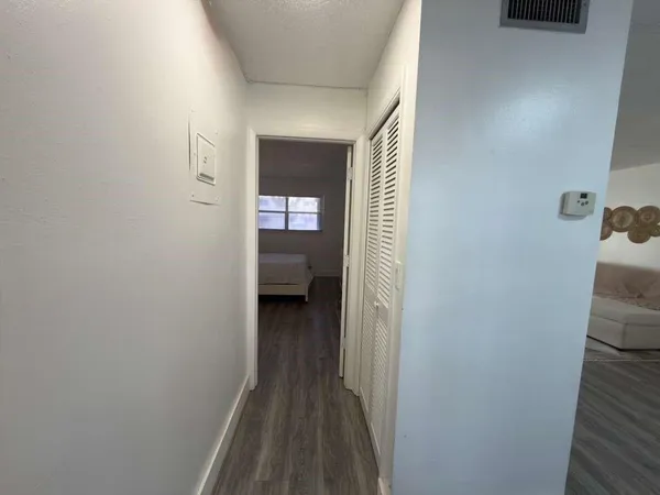 $1,500 | 2200 Taylor Street, Unit 104, Hollywood, FL 33020