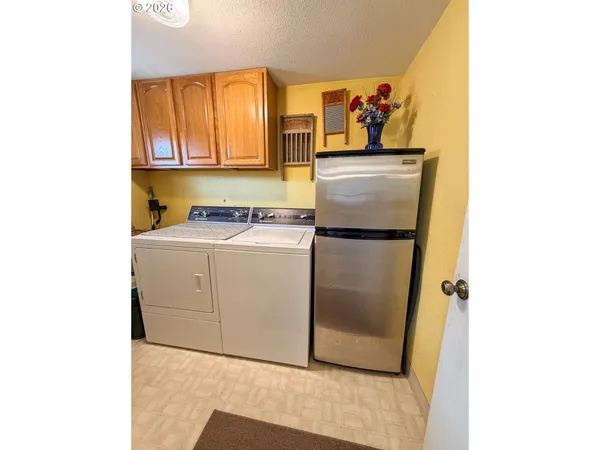 $285,000 | 221 Cottonwood Street, Mount Vernon, OR 97865