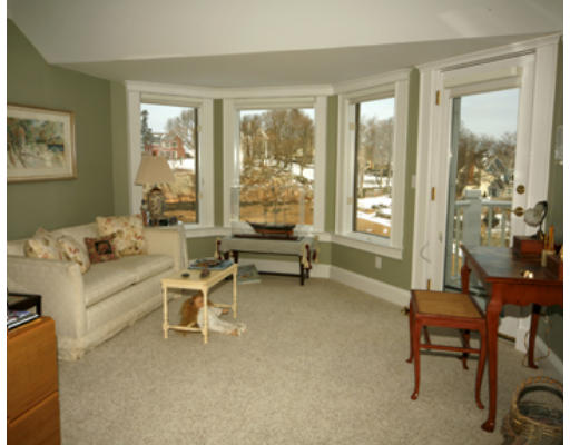 7 Rackliffe Street, Unit B3 Gloucester, MA 01930 - Photo 8 of 12 Gallery Image 8