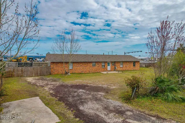 $799,000 | 1819 Tennessee Avenue, Lynn Haven, FL 32444