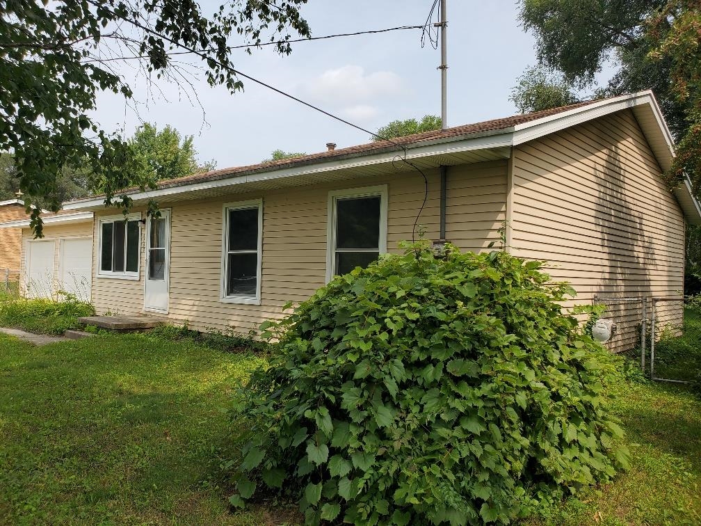 3753 South Shepherd Road Mount Pleasant, MI 48858 - Photo 29 of 30 1914797-28.JPG
