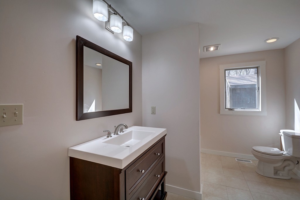 9 Bennett Road Holland, MA 01521 - Photo 20 of 26