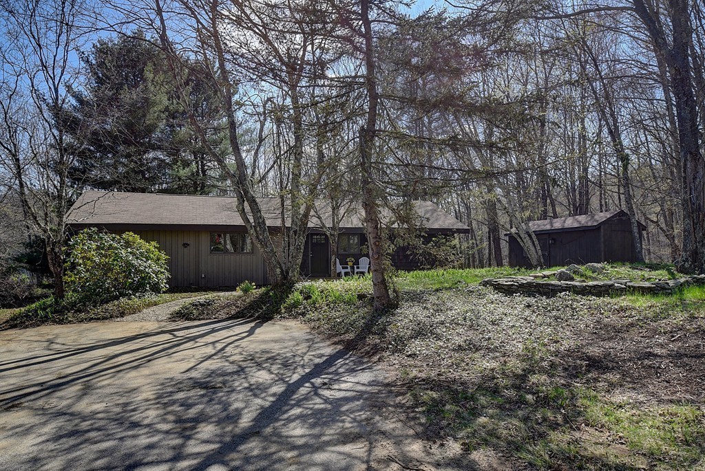 9 Bennett Road Holland, MA 01521 - Photo 2 of 26