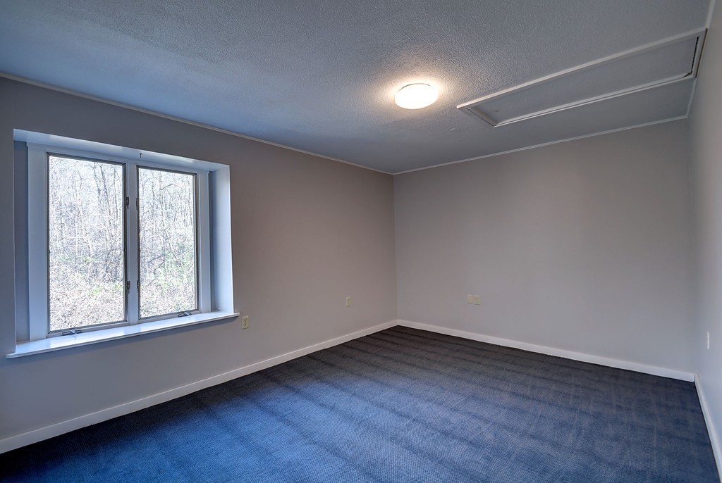 9 Bennett Road Holland, MA 01521 - Photo 23 of 26