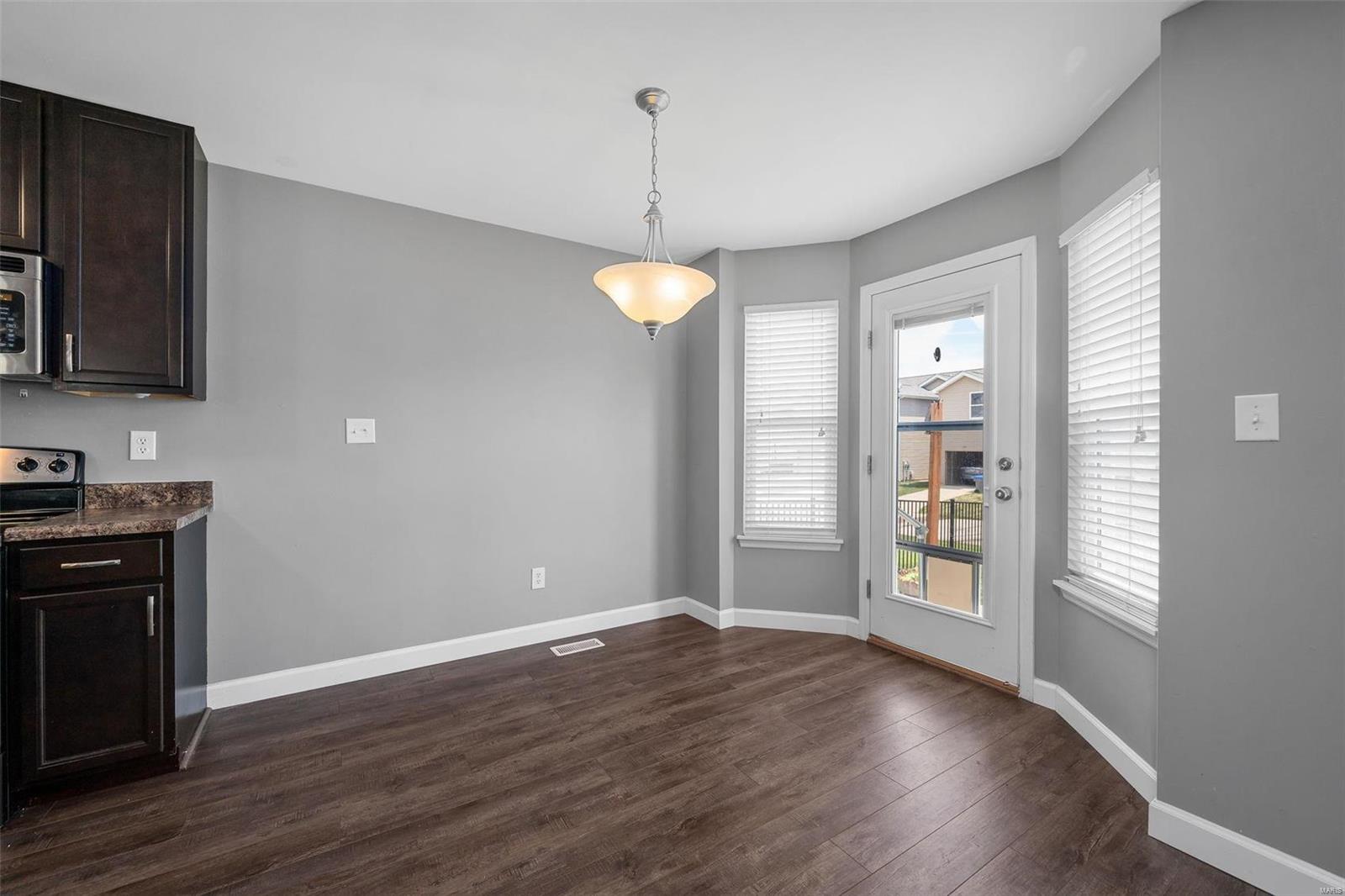 447 Spring Trace O'Fallon, MO 63368 - Photo 7 of 29
