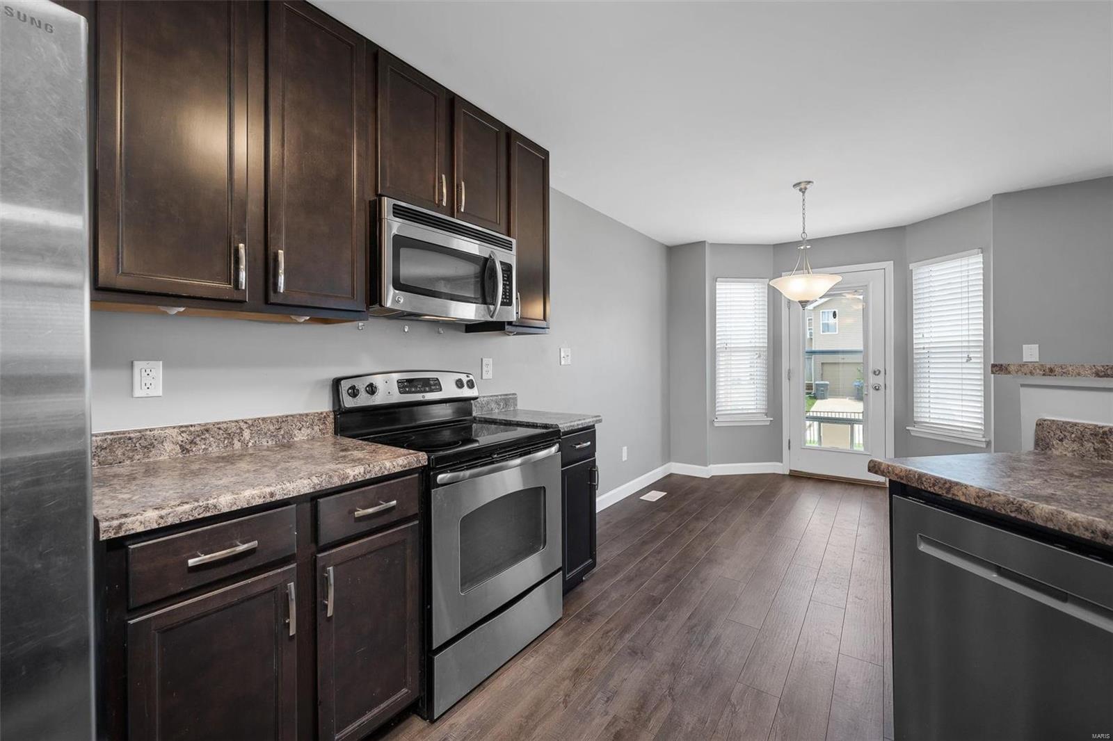 447 Spring Trace O'Fallon, MO 63368 - Photo 10 of 29