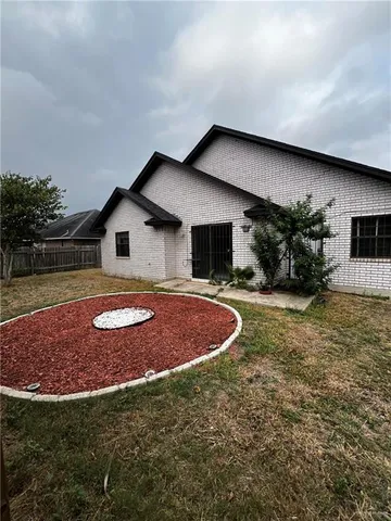 a view of outdoor space yard and patio