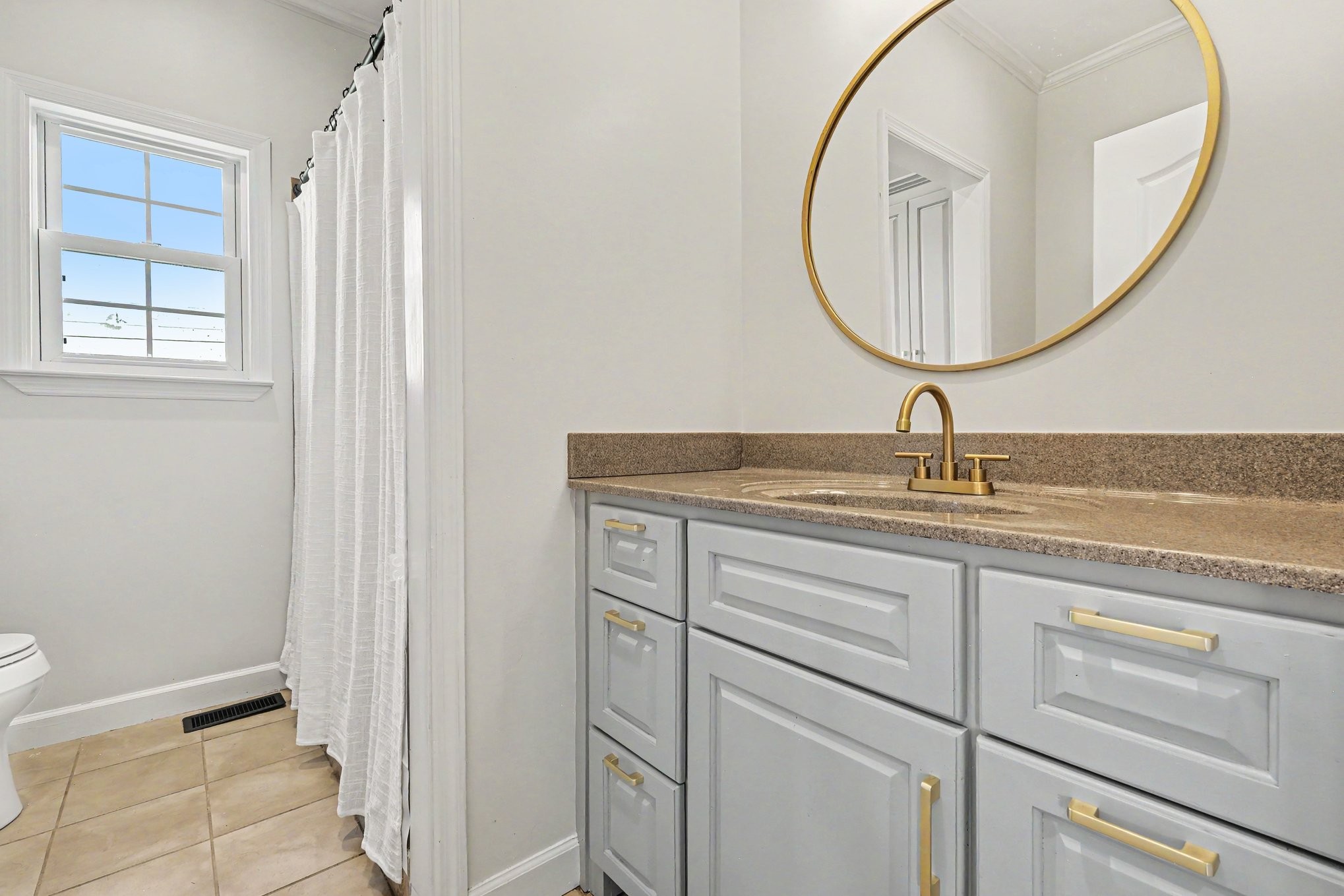 2829 Anes Station Road Lewisburg, TN 37091 - Photo 30 of 43 a bathroom with a sink and a mirror