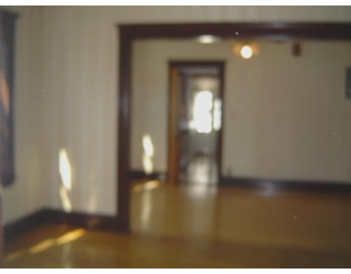 18 Sharon Road Quincy, MA 02171 - Photo 3 of 13 Gallery Image 3
