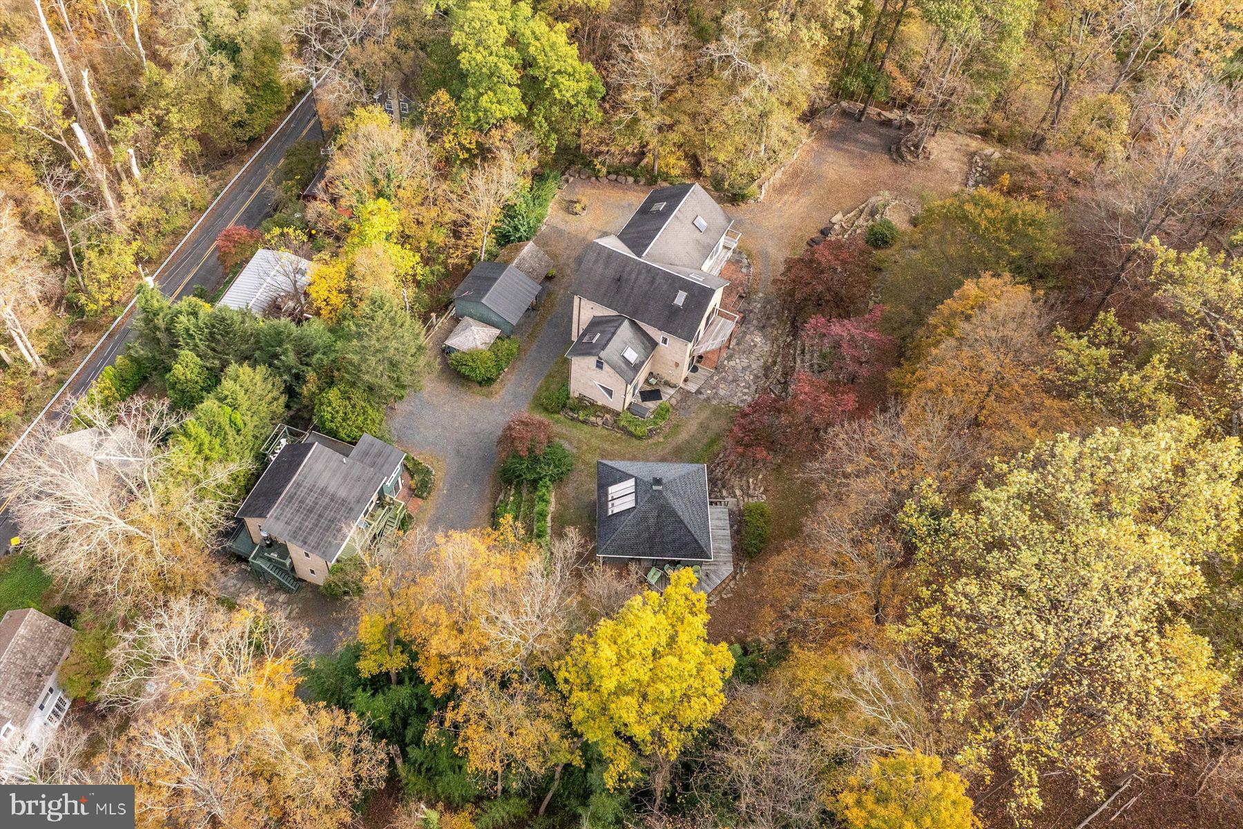 7640 Tohickon Hill Road Pipersville, PA 18947 - Photo 2 of 34