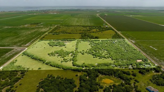 a view of an ocean view