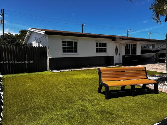 $519,900 | 7151 Pershing Street, Hollywood, FL 33024