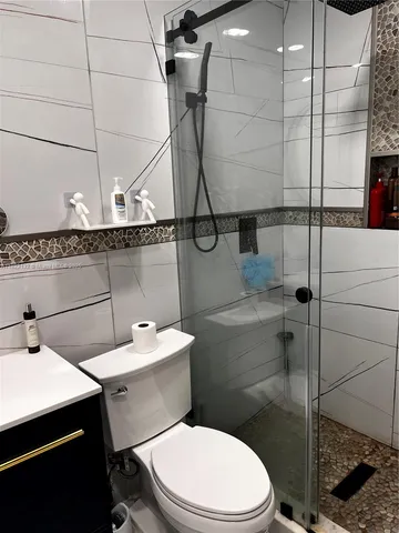 $519,900 | 7151 Pershing Street, Hollywood, FL 33024