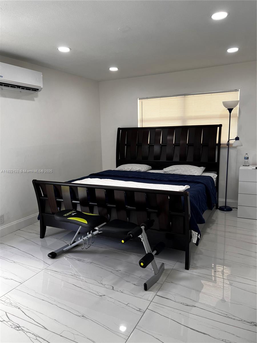 7151 Pershing Street Hollywood, FL 33024 - Photo 24 of 40