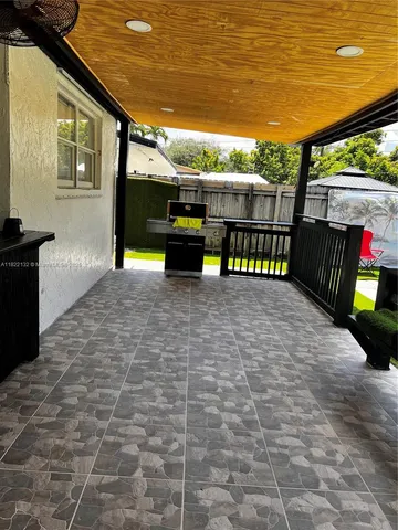 $519,900 | 7151 Pershing Street, Hollywood, FL 33024