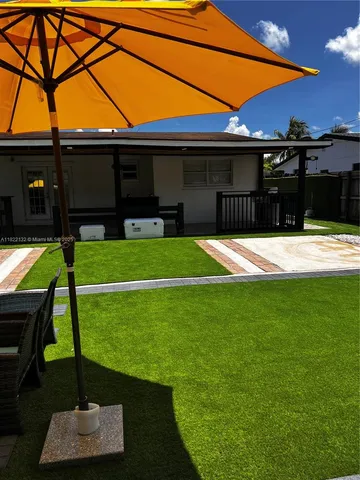 $519,900 | 7151 Pershing Street, Hollywood, FL 33024