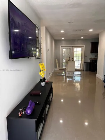 $519,900 | 7151 Pershing Street, Hollywood, FL 33024