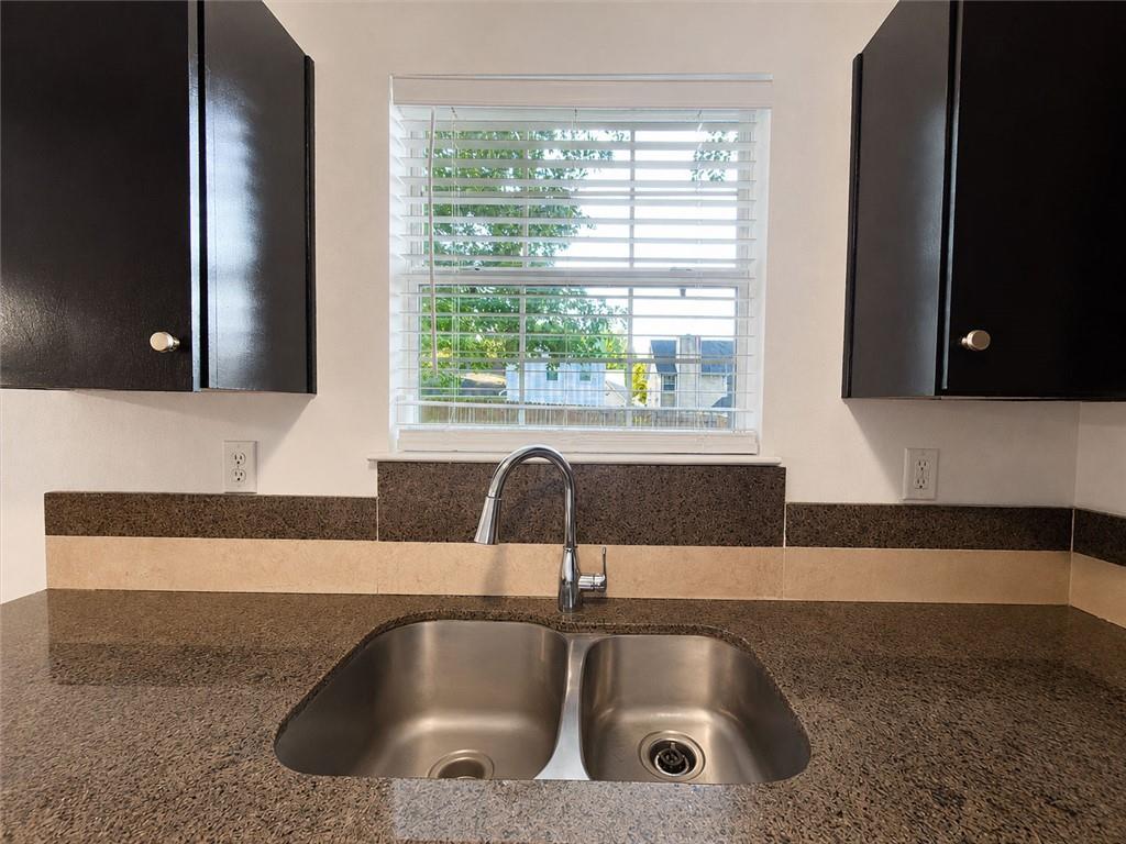 2490 Rambling Way Lithonia, GA 30058 - Photo 16 of 47 Gallery Image 16