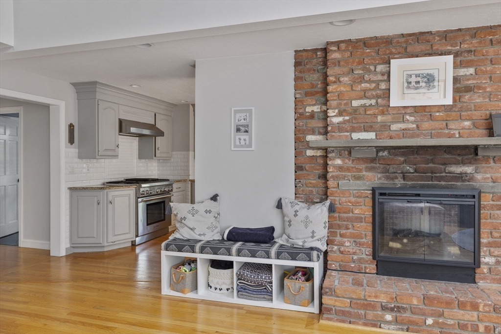 14 Hidden Brick Road Hopkinton, MA 01748 - Photo 12 of 42 Gallery Image 12