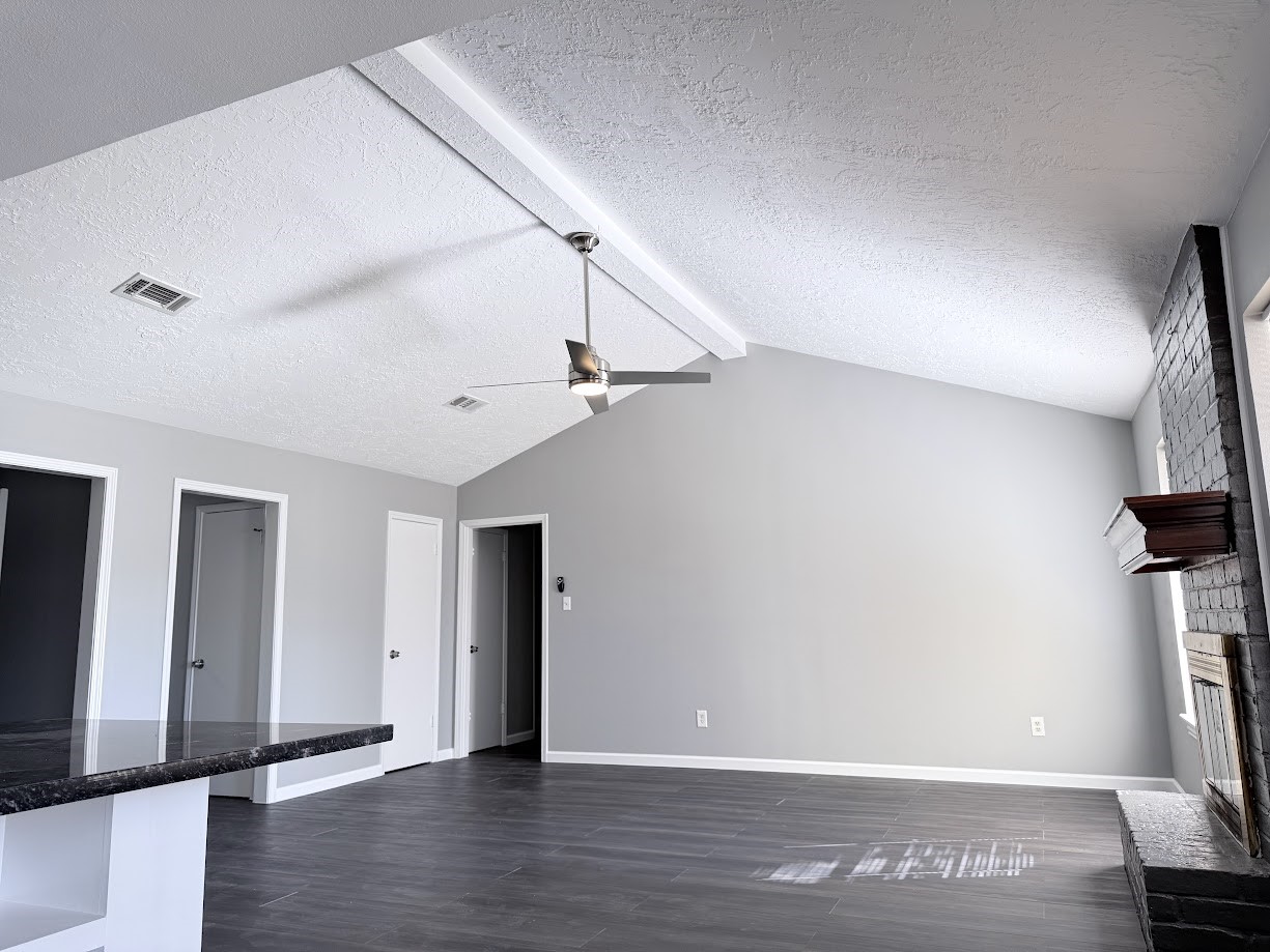 11927 Barrett Brae Drive Houston, TX 77072 - Photo 3 of 16