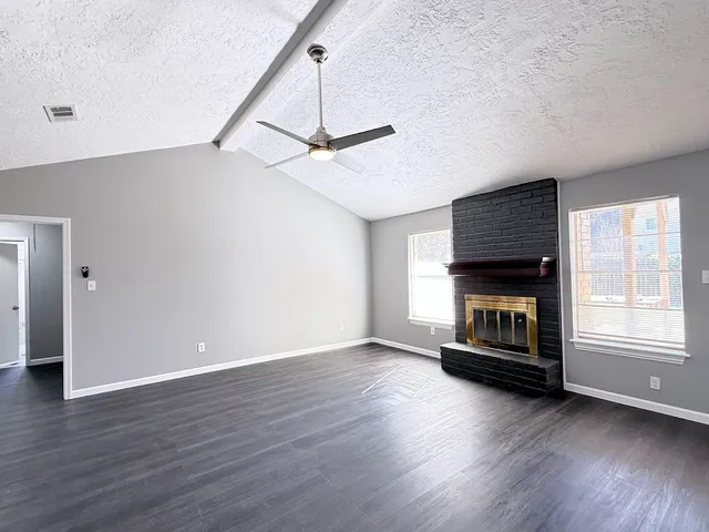 $1,850 | 11927 Barrett Brae Drive, Houston, TX 77072