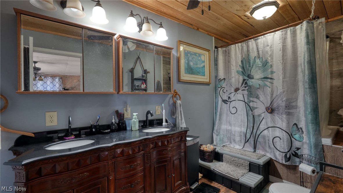 70535 Hopewell Road Cambridge, OH 43725 - Photo 2 of 50