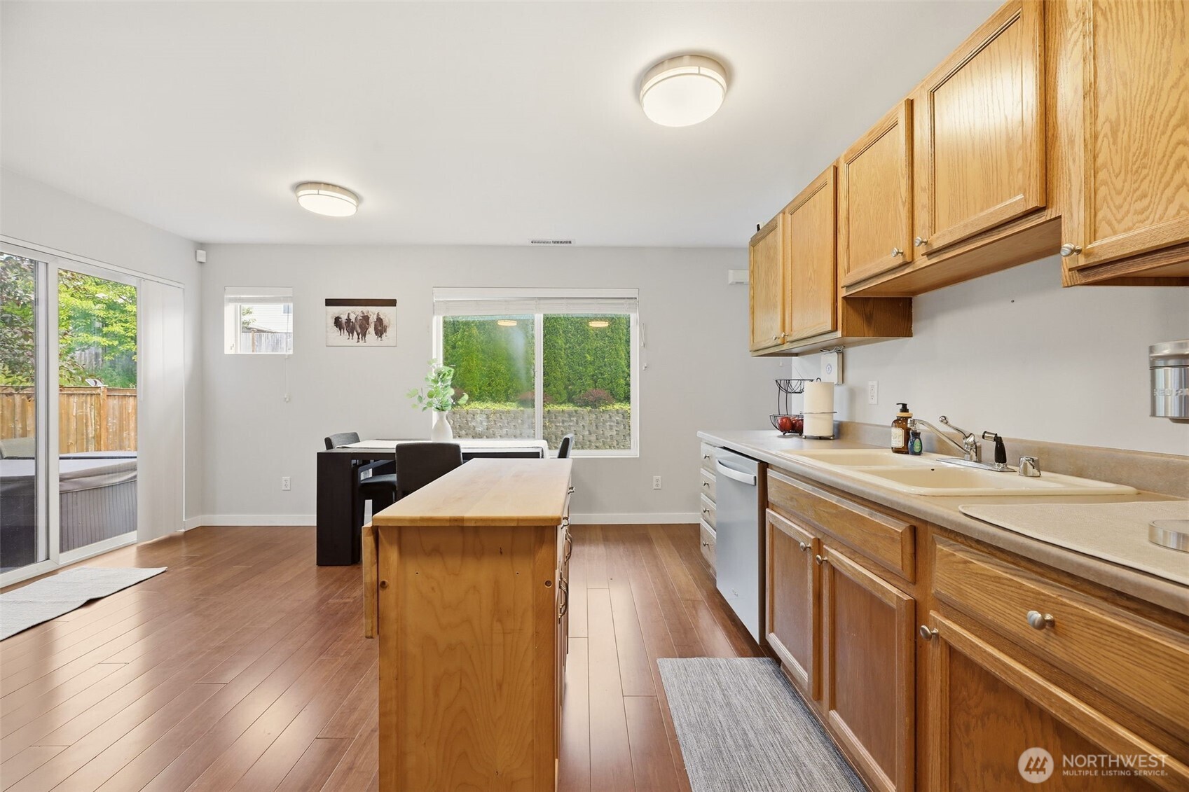 15509 38th Drive Southeast Bothell, WA 98012 - Photo 11 of 39