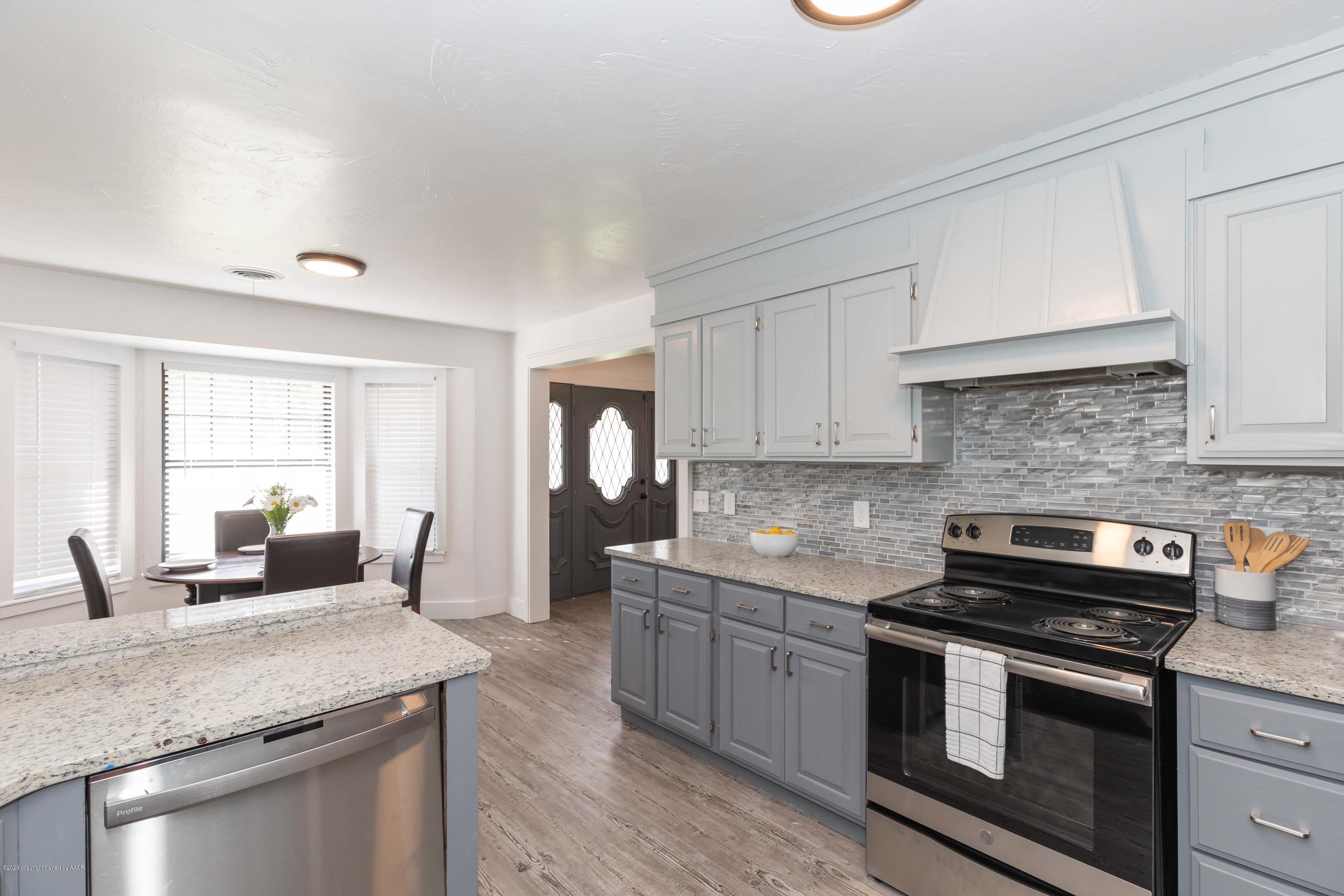 6216 Hanson Road Amarillo, TX 79106 - Photo 12 of 48 KITCHEN VIEW 5